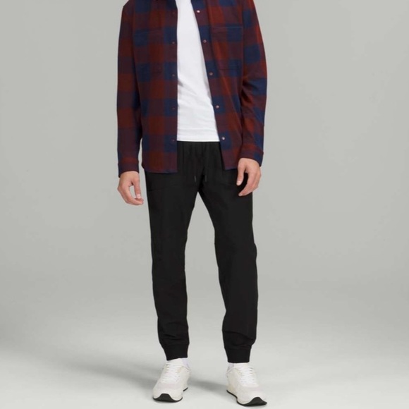 Lululemon sz M ABC Jogger Warpstreme Black Jogger Pants great condition - Picture 10 of 13